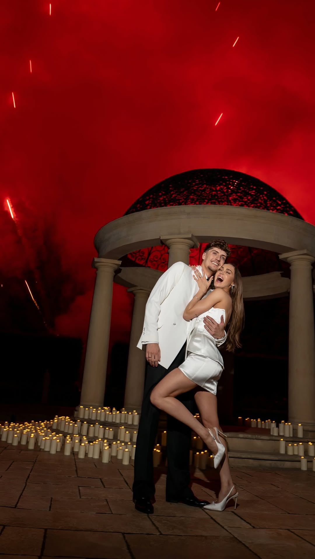 Co to był za ślub!
@dariasyta & @igor_grobelny 
Jeśli wesele ma mieć swoją definicję energii to właśnie taką! 🖤
Un, dos, tres..!

Wedding Design:
Our couple: @dariasyta & @igor_grobelny 
Film: @mateuszbernatt 
Second camera: @pawelfieden 
Photographer: @karinabernatt_ 
Second photographer: @zbyszekmisztela 
Wedding Planner: @jakzmarzen 
Place: @palacmalawies_wedding 
Dress: @violapiekut @violapiekuthome 
Makeup: @katarzynakorszla_makeup 
Hair: @znanyfryzjer 
Deco: @withlovepiekneprzyjecia 
Ceremony Music: @centrummuzykimarzen 
Saxophone: @durajmusic 
DJ: @panowieodmuzyki 
Content creator: @szulcigaa 
Fireworks: @zainspirowani.ostroleka 
Team Bride: @klaudiaa_raba @izabelaskierska @lenkakliment @kajagrobelna 
Dancers: @rmaserak @juliasurys @albert_kosinski_5 @janekkliment 

#dariasyta #palacmalawieswedding #bernatfilms #weddingreel #weddingplanner