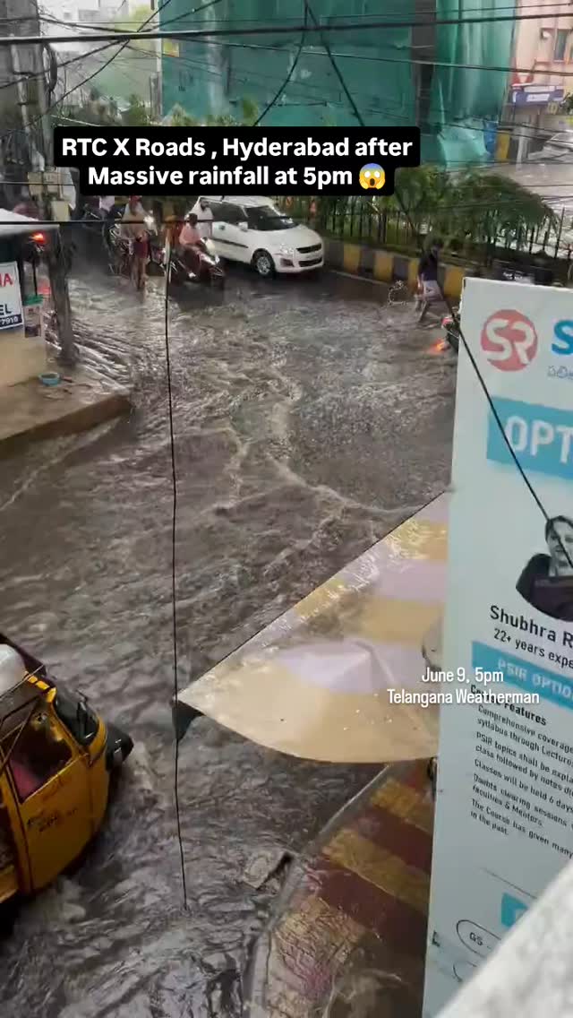 RTC X Roads, Hyderabad after massive rainfall 😱😱......FOLLOW 👉:- @telangana_weatherman_.....#hyderabad #hyderabadweather #hyderabadrains #telanganaweatherman #telanganarains by @telangana_weatherman_